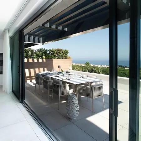 Luxury Panorama Sea View Penthouse شقة
